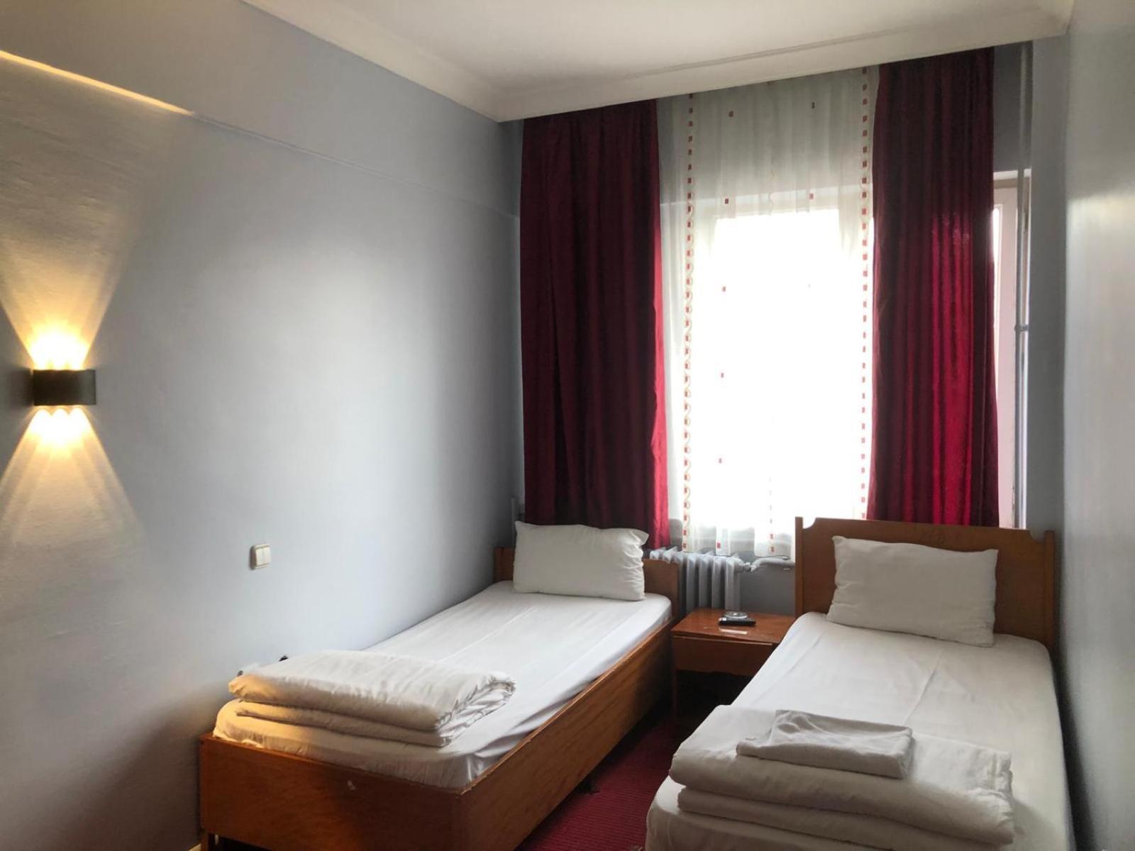 Oez Altinbasak Otel Ankara Exterior foto