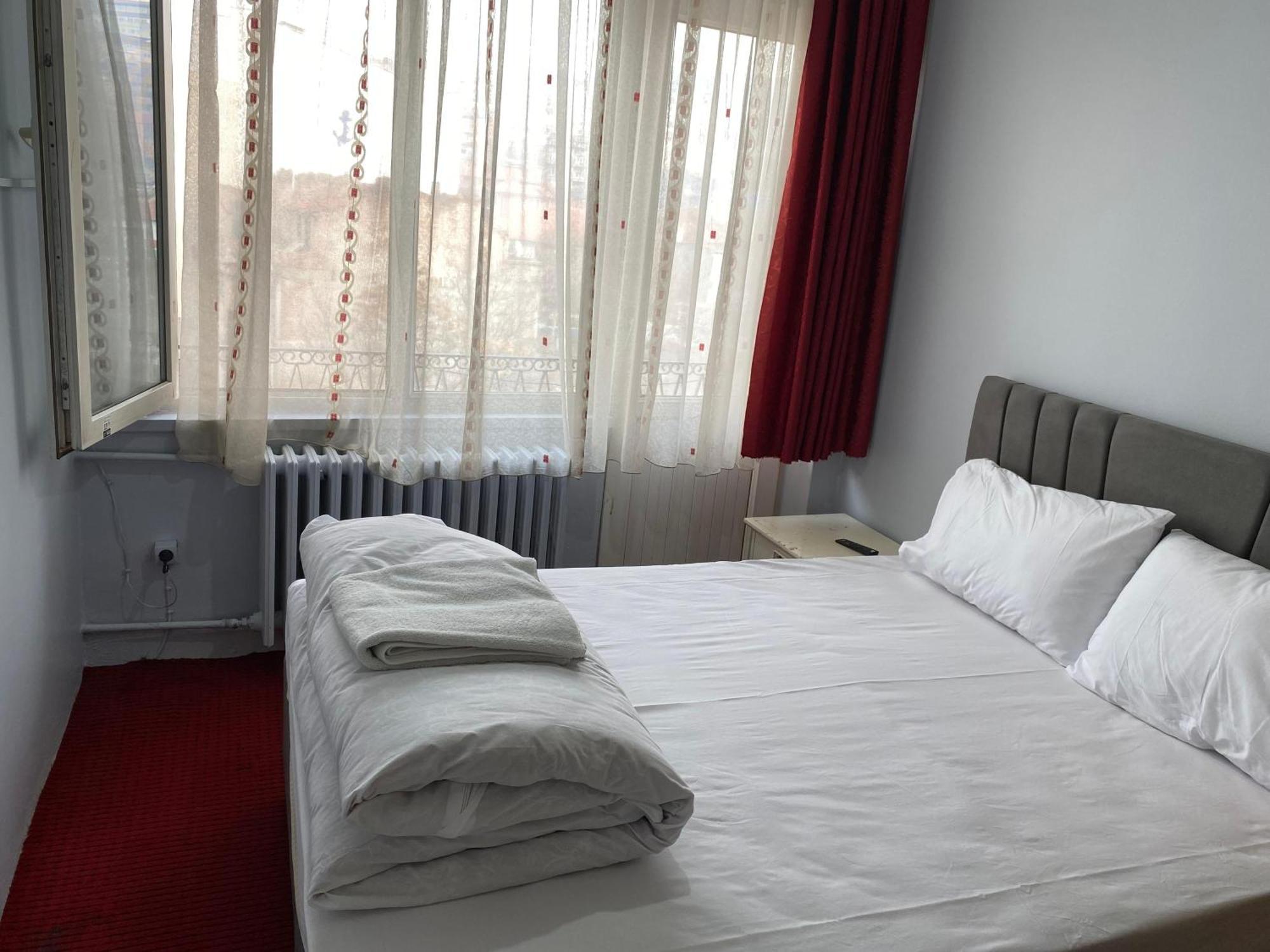 Oez Altinbasak Otel Ankara Exterior foto